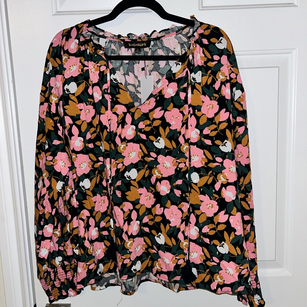 Floral long sleeved blouse